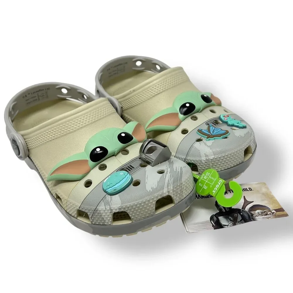 New Crocs Star Wars Baby Yoda Mandalorian Classic Clogs with Jibbitz Sz J2